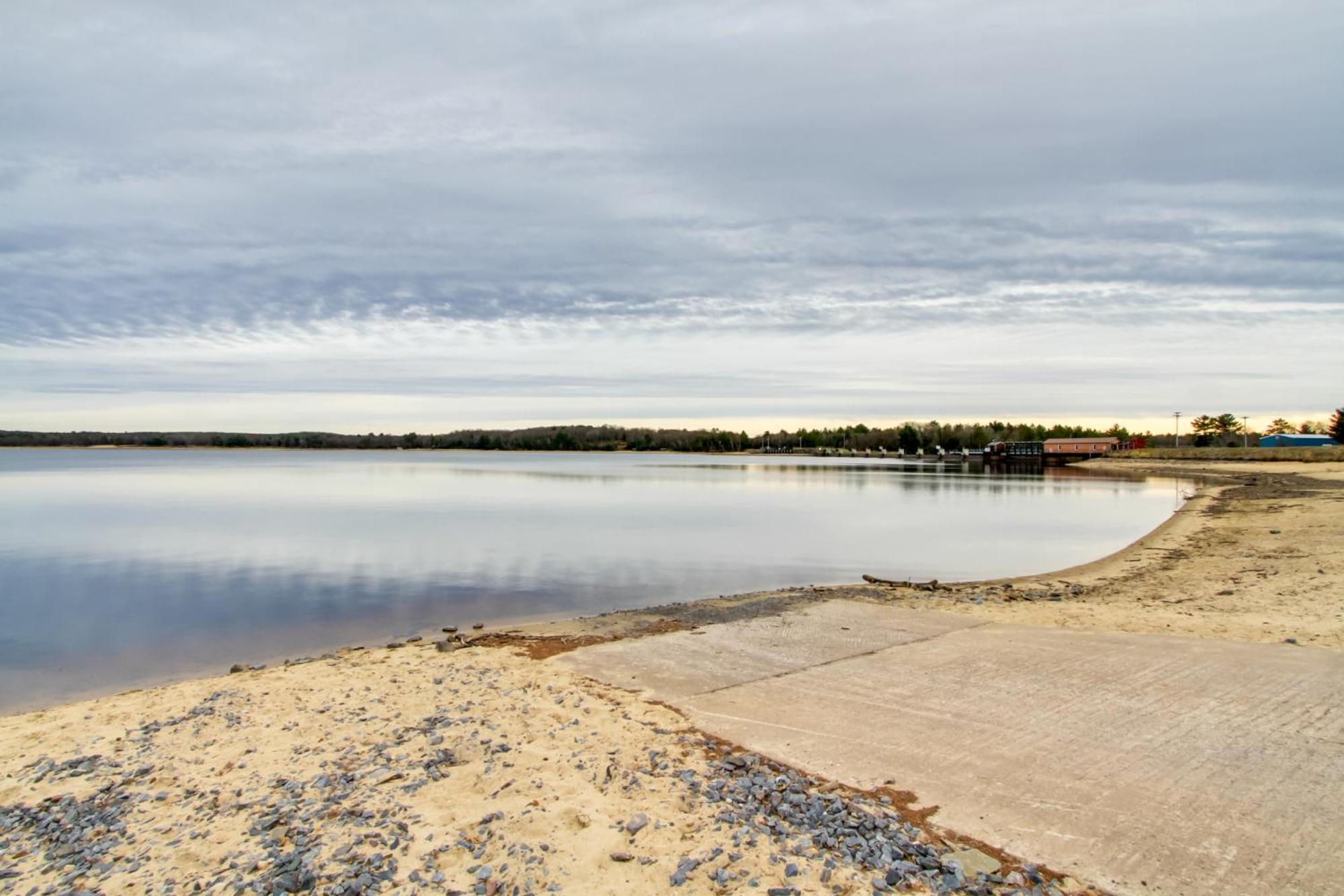 Wisconsin Cabin With Atv Trails, Near Lake Arbutus! Hatfield Ngoại thất bức ảnh
